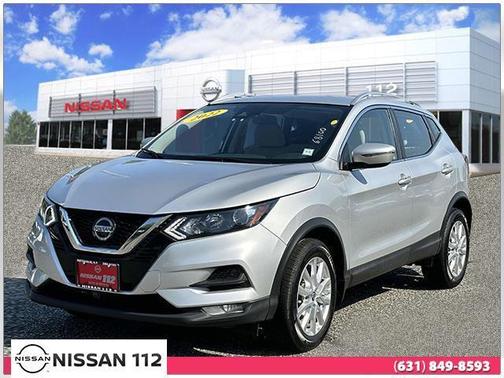 2022 Nissan Rogue Sport SV
