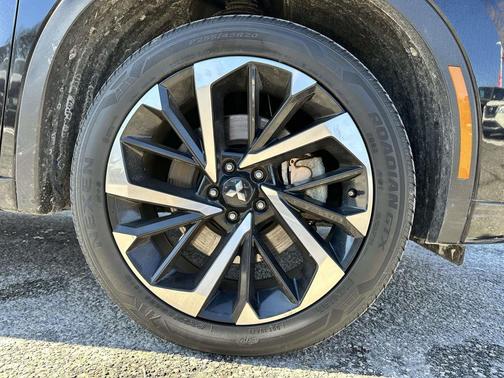 2023 Mitsubishi Outlander PHEV SEL