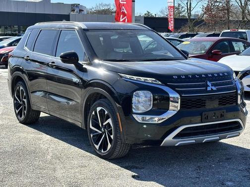 2023 Mitsubishi Outlander PHEV SEL