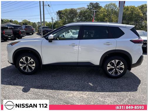Pearl White Tricoat 2023 Nissan Rogue SV