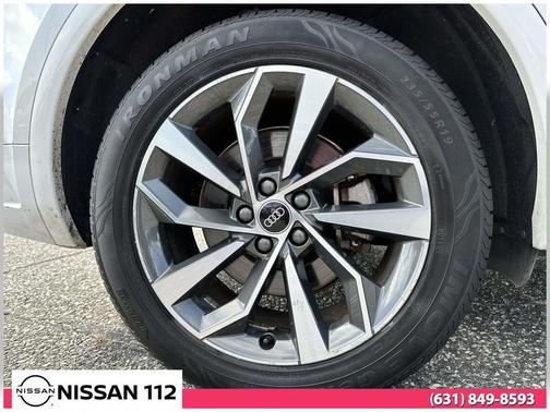 2022 Audi Q5 45 S line Premium