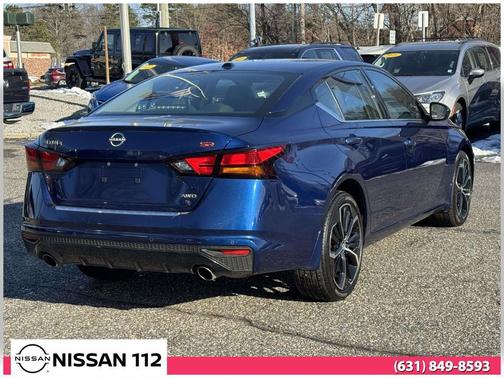 2023 Nissan Altima SR Intelligent AWD