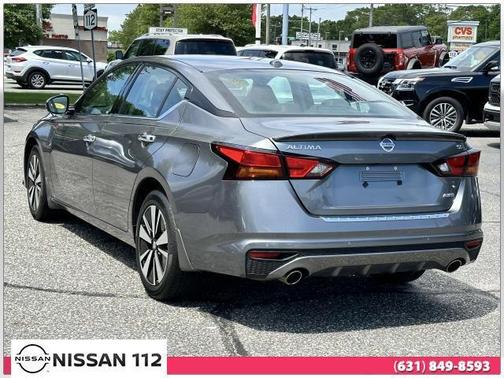 2022 Nissan Altima 2.5 SL