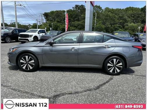 2022 Nissan Altima 2.5 SL