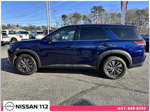 2022 Nissan Pathfinder S 4WD