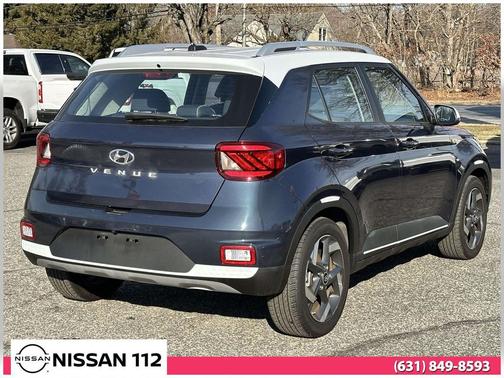 2023 Hyundai VENUE Limited