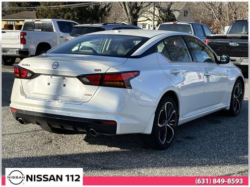 2023 Nissan Altima SR Intelligent AWD