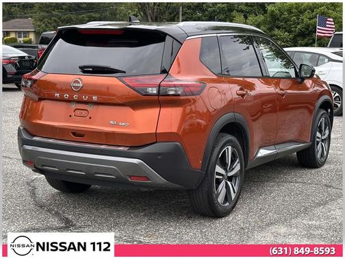 Sunset Drift Chromaflair/Super Black 2023 Nissan Rogue SL