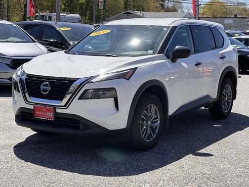 Glacier White 2021 Nissan Rogue S