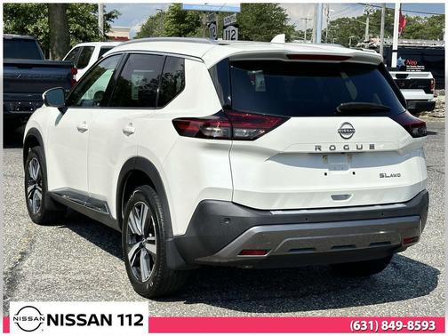 2022 Nissan Rogue SL