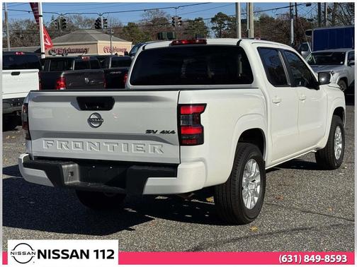 2023 Nissan Frontier SV