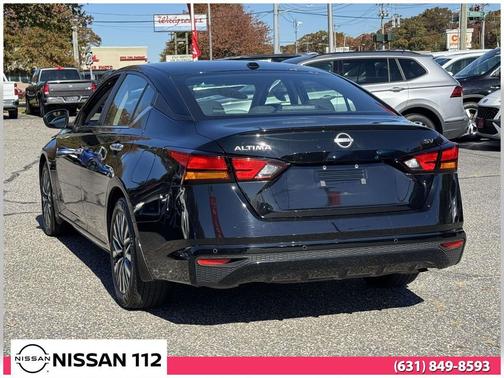 2024 Nissan Altima 2.5 SV