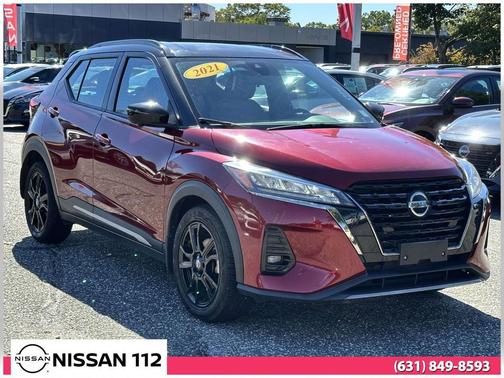 2021 Nissan Kicks SR