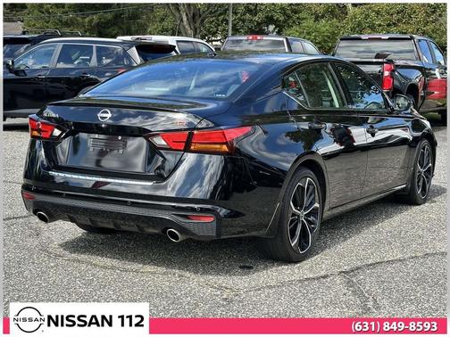 2023 Nissan Altima SR FWD