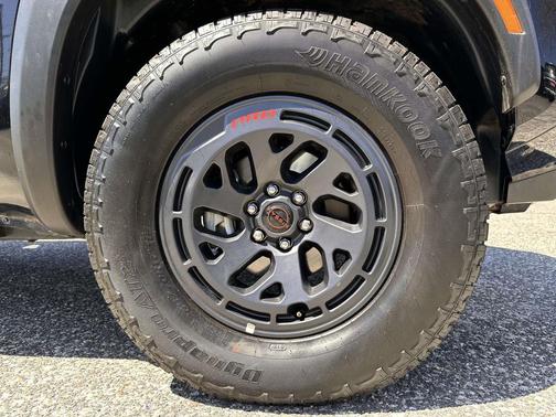 Super Black 2026 Nissan Frontier PRO-4X