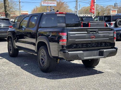 Super Black 2026 Nissan Frontier PRO-4X