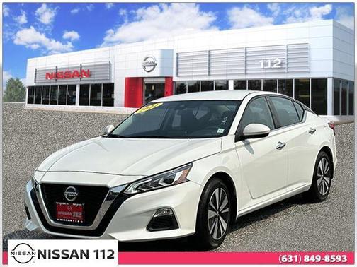 2022 Nissan Altima 2.5 SV