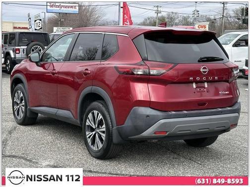 2022 Nissan Rogue SV