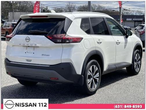 2022 Nissan Rogue SV