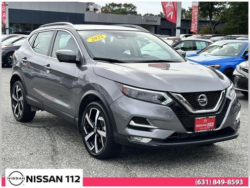 2022 Nissan Rogue Sport SL