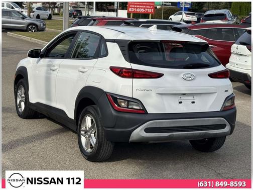 2022 Hyundai KONA SE