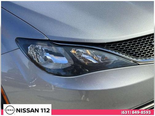 2020 Chrysler Voyager LXI