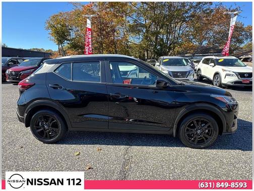 2022 Nissan Kicks SV