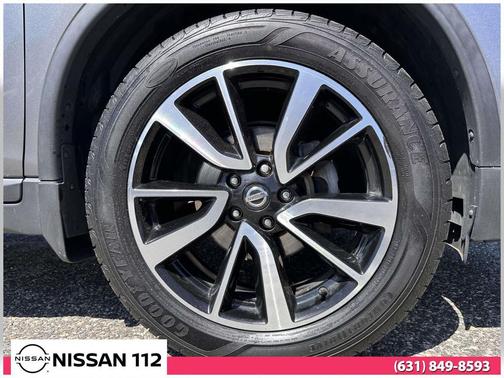 Gun Metallic 2019 Nissan Rogue SL