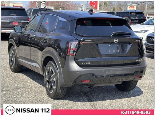 Super Black 2025 Nissan Kicks SV