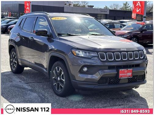Granite Crystal Metallic Clearcoat 2022 Jeep Compass Latitude
