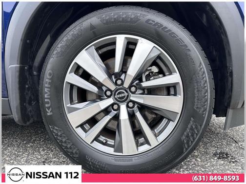 Deep Ocean Blue 2024 Nissan Pathfinder SL 4WD