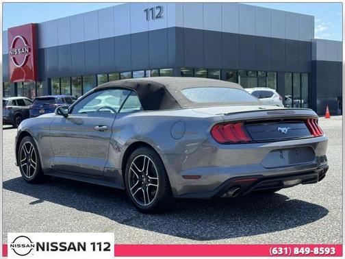 2022 Ford Mustang EcoBoost