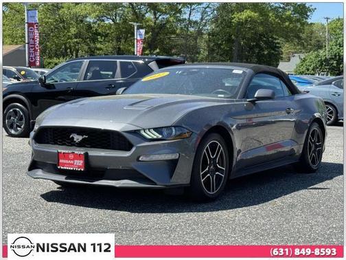2022 Ford Mustang EcoBoost