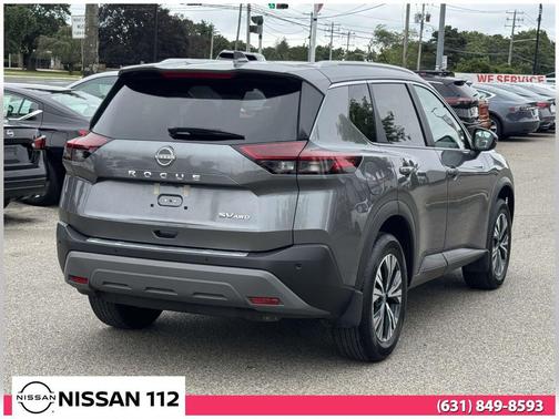 2022 Nissan Rogue SV