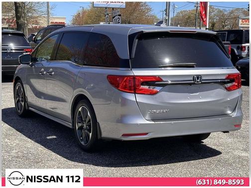 Lunar Silver Metallic 2023 Honda Odyssey Elite