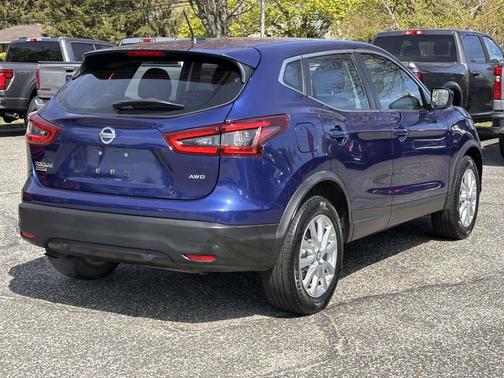 Caspian Blue Metallic 2021 Nissan Rogue Sport S