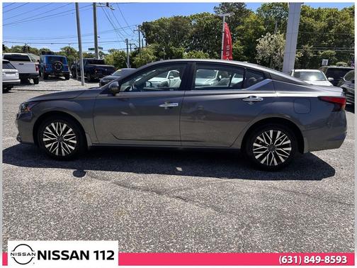 Gun Metallic 2024 Nissan Altima 2.5 SV