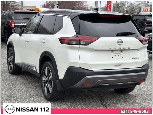 Pearl White 2023 Nissan Rogue SL
