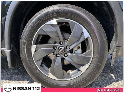 Super Black 2024 Nissan Rogue SV