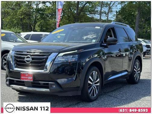 2022 Nissan Pathfinder Platinum