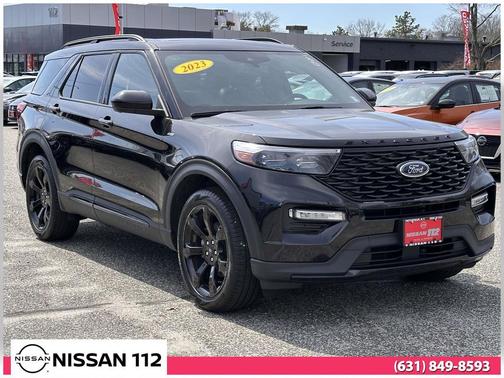 Agate Black Metallic 2023 Ford Explorer ST-Line