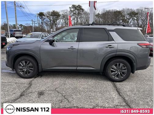 2022 Nissan Pathfinder SV 4WD