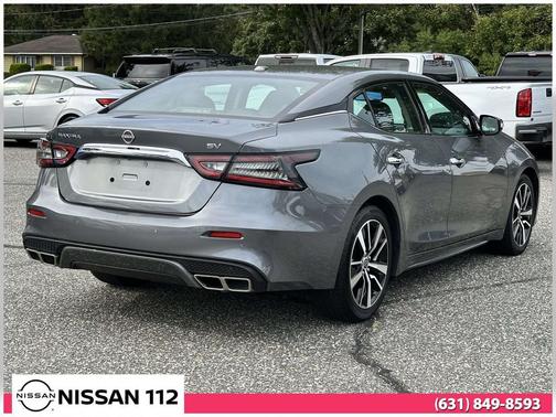 2023 Nissan Maxima SV