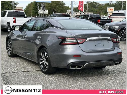 2023 Nissan Maxima SV
