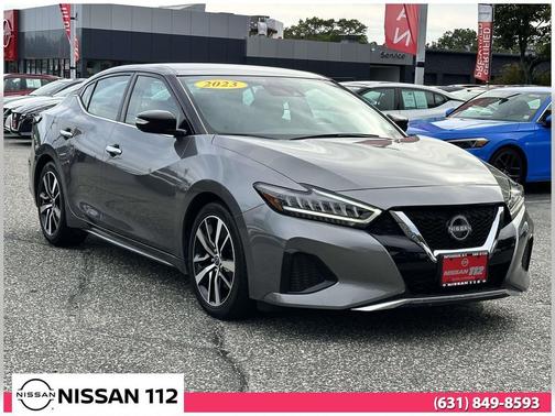 2023 Nissan Maxima SV