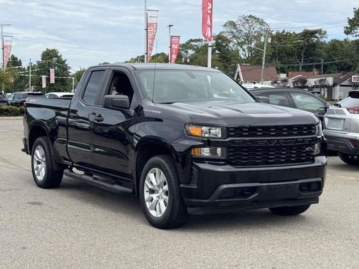 2019 Chevrolet Silverado 1500 Custom