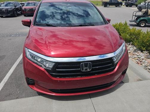 Maroon 2023 Honda Odyssey Touring