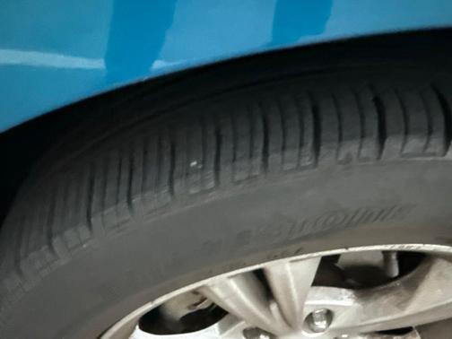 Blue 2013 Ford Focus SE