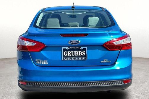 Blue Candy 2013 Ford Focus SE