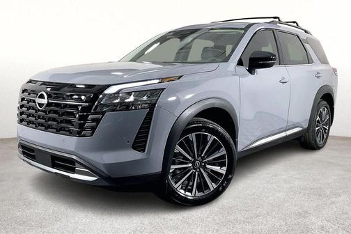 Boulder Gray Metallic 2026 Nissan Pathfinder Platinum